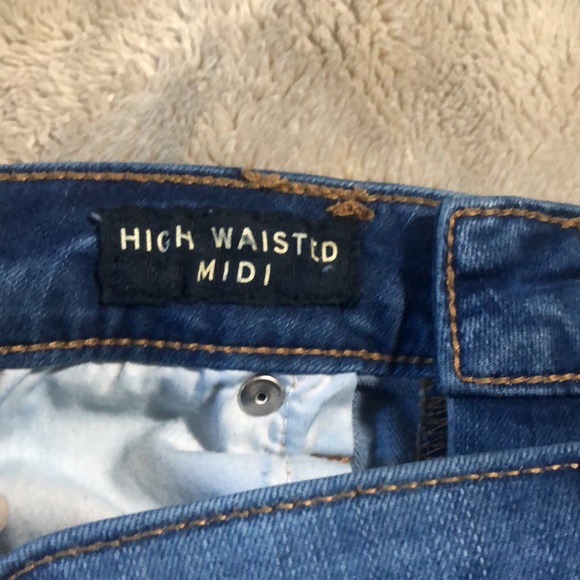 Aeropostale high waisted midi blue Jean shorts size 8 - Picture 5 of 5